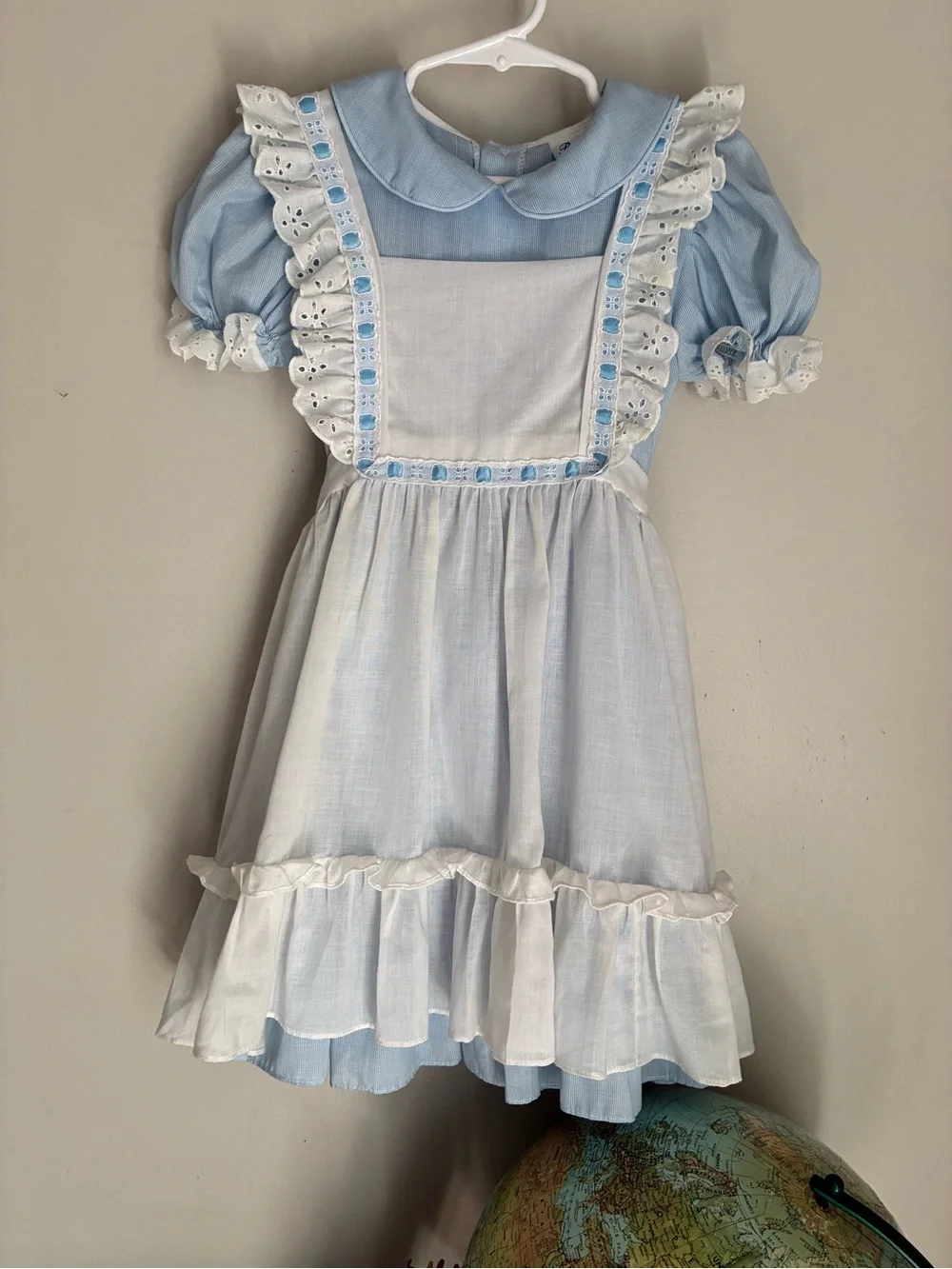 Classic Vintage Alice in Wonderland Style Dress and Apron Size 6